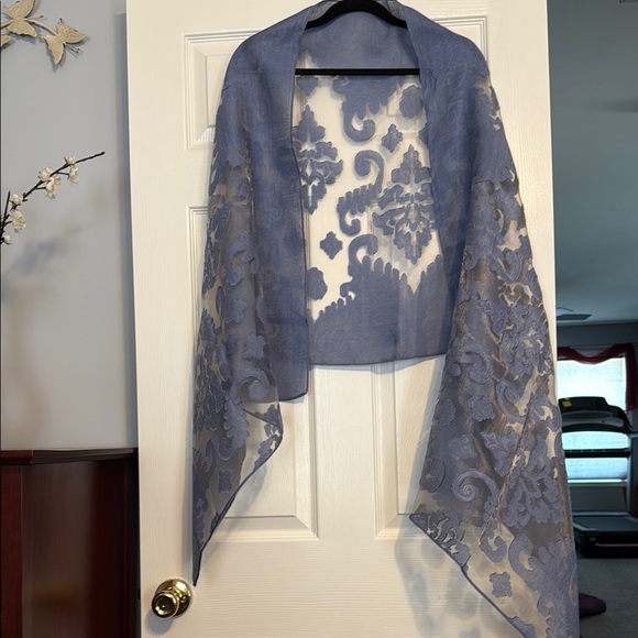 Chic Sheer Blue Patterned Scarf - Picture 5 of 5